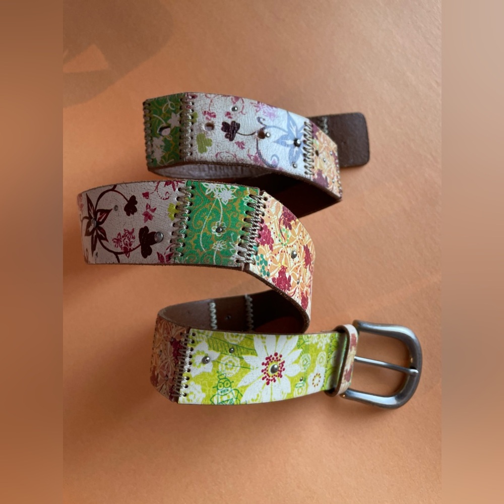 Fossil Multicolor Floral Leather Women's Belt